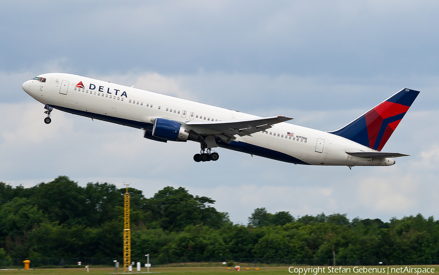 Delta Air Lines Boeing 767-332(ER) (N177DN) | Photo 1868