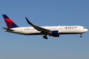 Delta Air Lines Boeing 767-332(ER) (N177DZ) at  Amsterdam - Schiphol, Netherlands