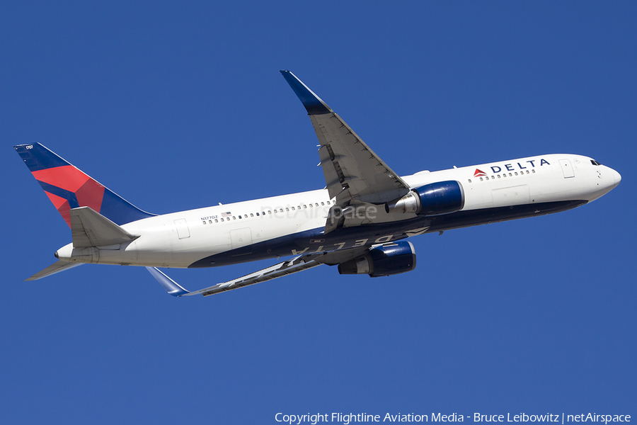 Delta Air Lines Boeing 767-332(ER) (N177DZ) | Photo 505270