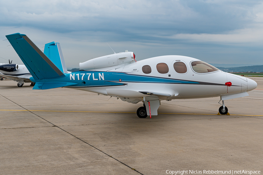 (Private) Cirrus SF50 Vision Jet G2 (N177LN) | Photo 528093