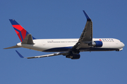 Delta Air Lines Boeing 767-332(ER) (N178DN) at  Atlanta - Hartsfield-Jackson International, United States