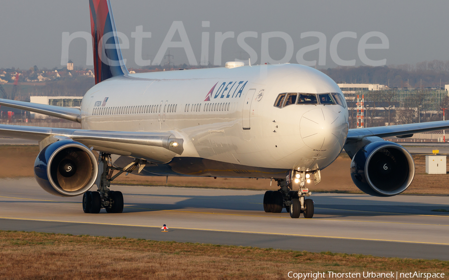 Delta Air Lines Boeing 767-332(ER) (N178DN) | Photo 364865