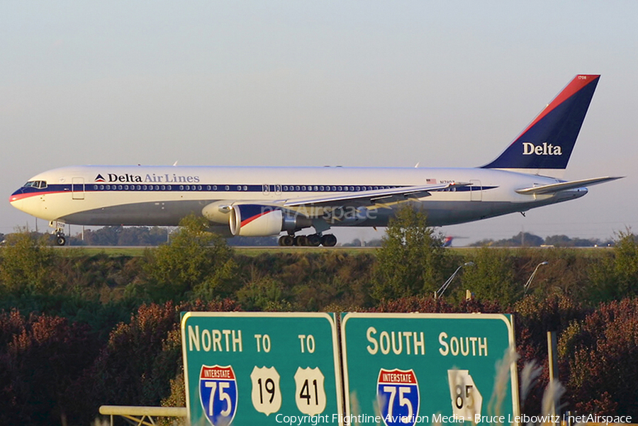 Delta Air Lines Boeing 767-332(ER) (N178DZ) | Photo 171824