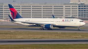 Delta Air Lines Boeing 767-332(ER) (N178DZ) at  Brussels - International, Belgium