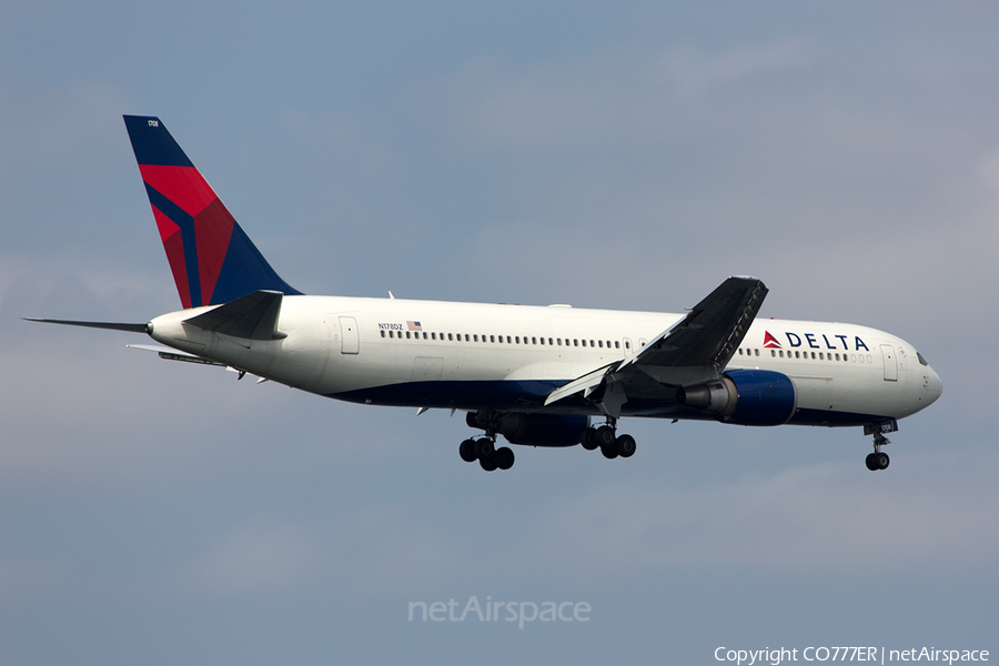 Delta Air Lines Boeing 767-332(ER) (N178DZ) | Photo 97623