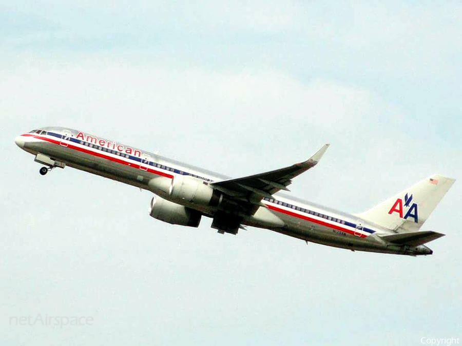 American Airlines Boeing 757-223 (N179AA) | Photo 67124