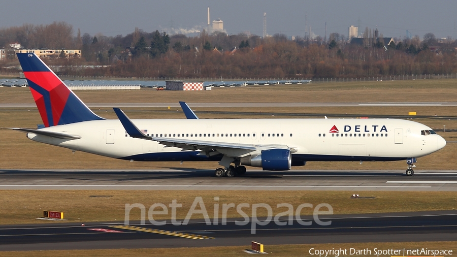 Delta Air Lines Boeing 767-332(ER) (N179DN) | Photo 209632