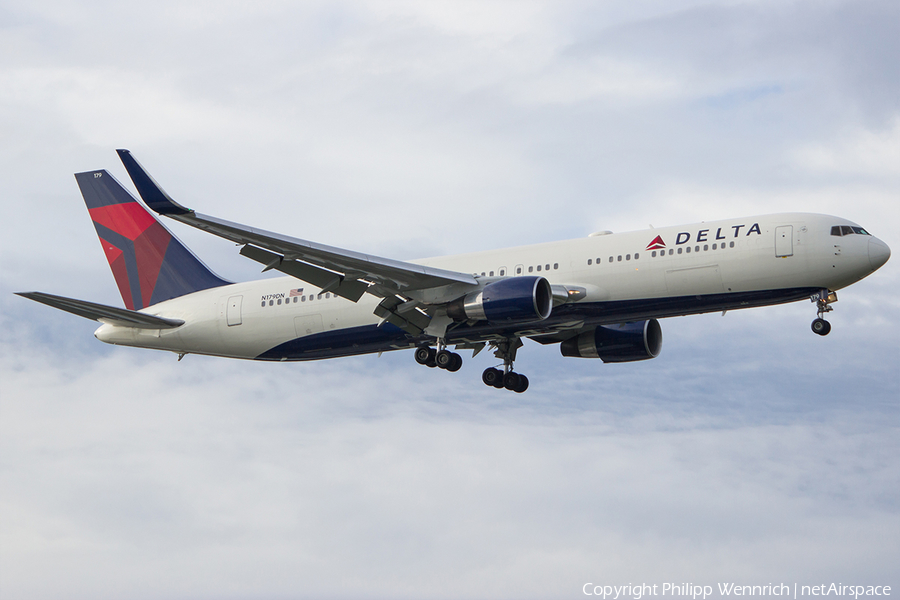 Delta Air Lines Boeing 767-332(ER) (N179DN) | Photo 116242