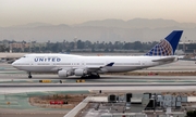 United Airlines Boeing 747-422 (N180UA) at  Los Angeles - International, United States