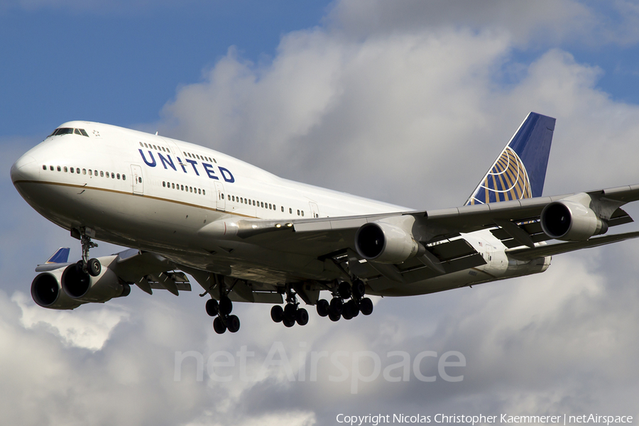 United Airlines Boeing 747-422 (N180UA) | Photo 158830