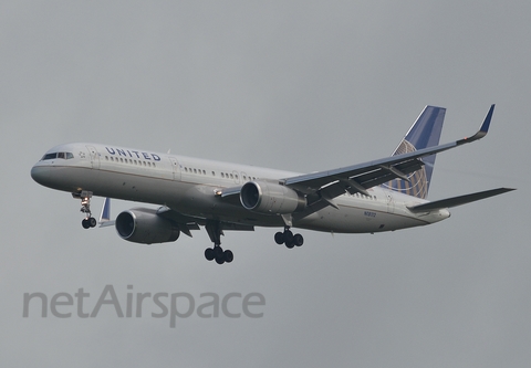 United Airlines Boeing 757-224 (N18112) at  Belfast / Aldergrove - International, United Kingdom