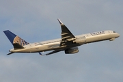 United Airlines Boeing 757-224 (N18112) at  Hamburg - Fuhlsbuettel (Helmut Schmidt), Germany