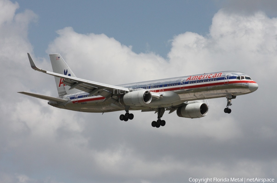 American Airlines Boeing 757-223 (N181AN) | Photo 326420