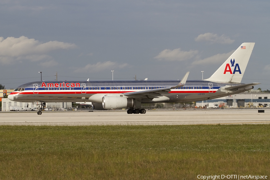 American Airlines Boeing 757-223 (N181AN) | Photo 421941