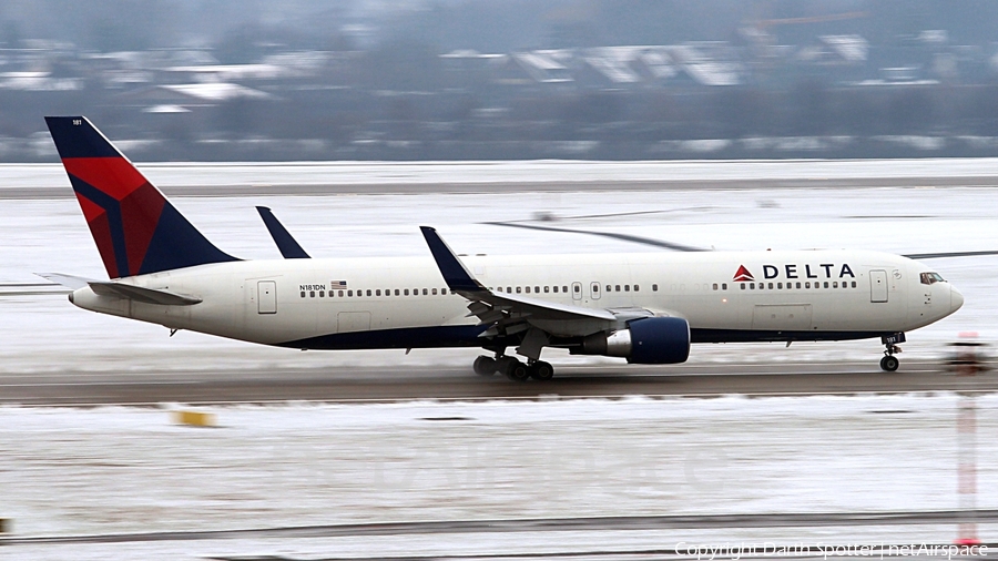 Delta Air Lines Boeing 767-332(ER) (N181DN) | Photo 208226