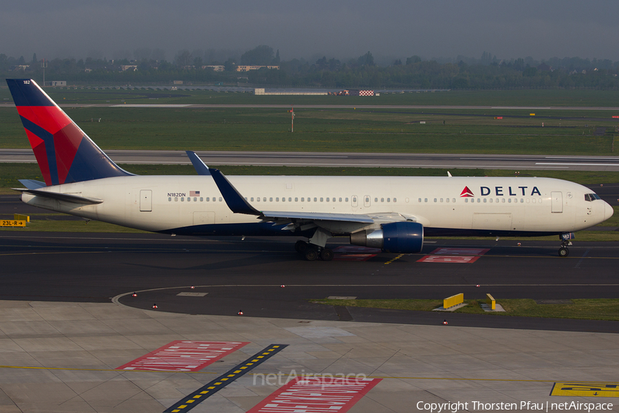 Delta Air Lines Boeing 767-332(ER) (N182DN) | Photo 64679