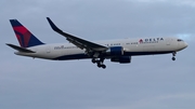 Delta Air Lines Boeing 767-332(ER) (N182DN) at  London - Heathrow, United Kingdom