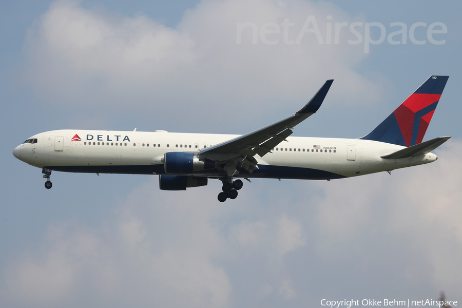 Delta Air Lines Boeing 767-332(ER) (N182DN) | Photo 335410