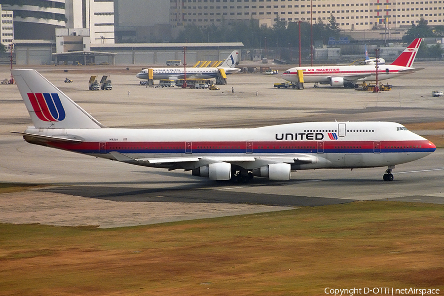 United Airlines Boeing 747-422 (N182UA) | Photo 166459
