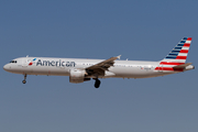 American Airlines Airbus A321-211 (N182UW) at  Las Vegas - Harry Reid International, United States