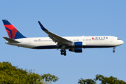 Delta Air Lines Boeing 767-332(ER) (N183DN) at  New York - John F. Kennedy International, United States