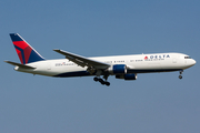 Delta Air Lines Boeing 767-332(ER) (N184DN) at  Amsterdam - Schiphol, Netherlands