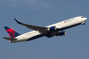 Delta Air Lines Boeing 767-332(ER) (N184DN) at  Frankfurt am Main, Germany