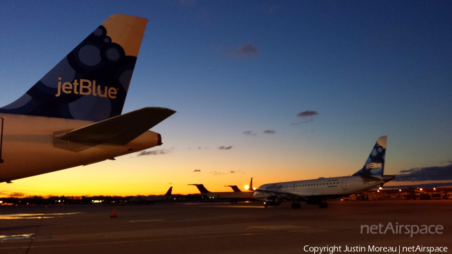 JetBlue Airways Embraer ERJ-190AR (ERJ-190-100IGW) (N184JB) | Photo 76634