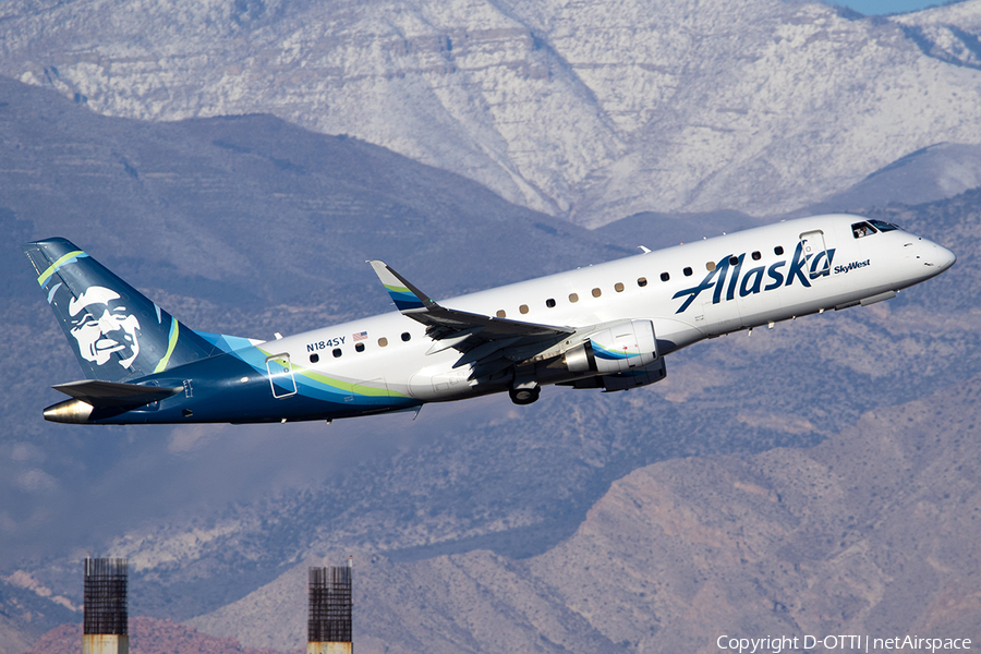 Alaska Airlines (Skywest) Embraer ERJ-175LR (ERJ-170-200LR) (N184SY) | Photo 549653