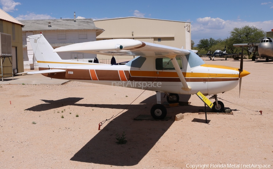 (Private) Cessna 150L (N18588) | Photo 378507