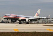 American Airlines Boeing 757-223 (N185AN) at  Miami - International, United States