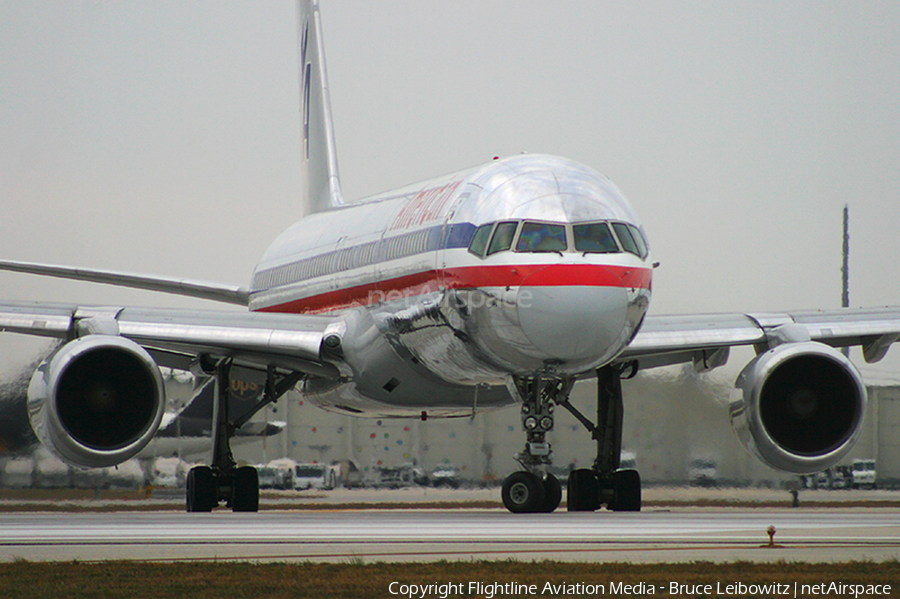 American Airlines Boeing 757-223 (N185AN) | Photo 172115