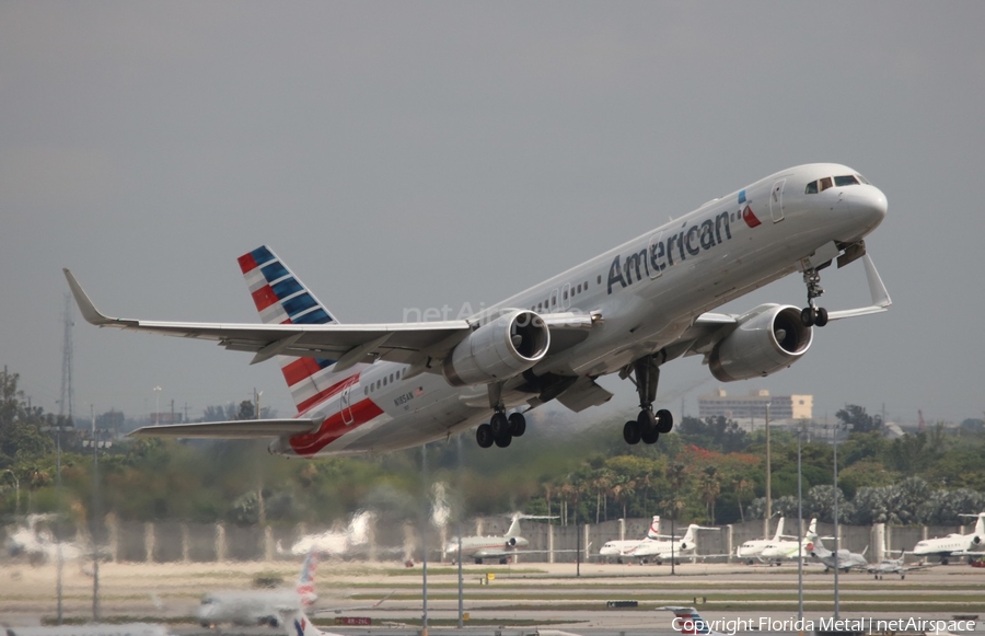 American Airlines Boeing 757-223 (N185AN) | Photo 295623