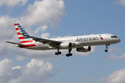 American Airlines Boeing 757-223 (N185AN) at  Miami - International, United States