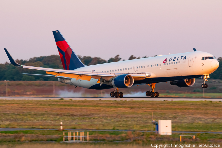 Delta Air Lines Boeing 767-332(ER) (N185DN) | Photo 589936
