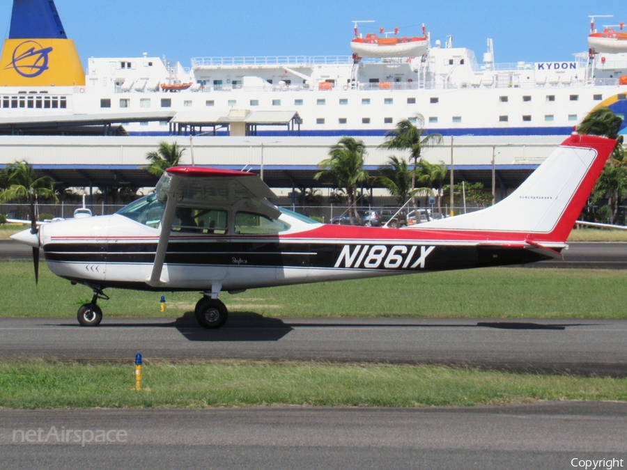 (Private) Cessna 182H Skylane (N1861X) | Photo 546903