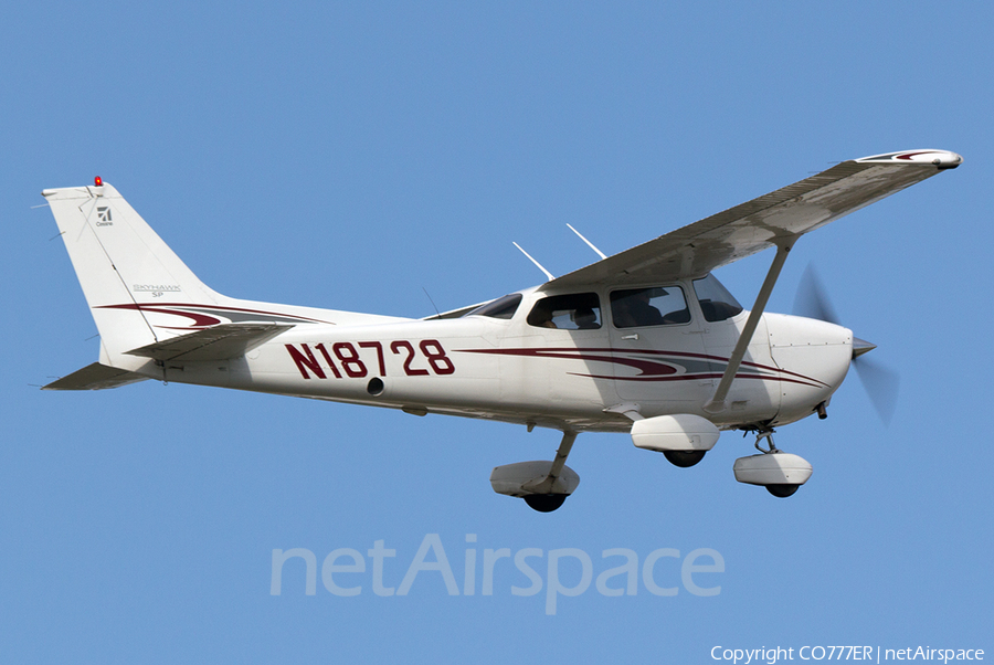 (Private) Cessna 172S Skyhawk SP (N18728) | Photo 6740