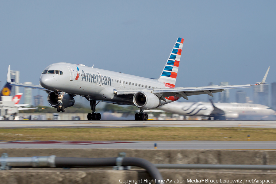 American Airlines Boeing 757-223 (N187AN) | Photo 149035
