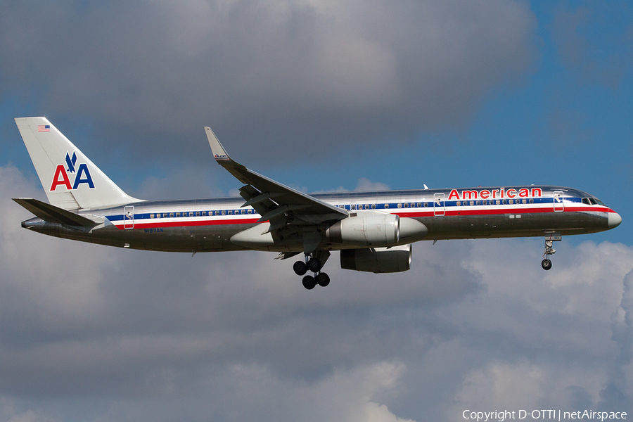 American Airlines Boeing 757-223 (N187AN) | Photo 228587