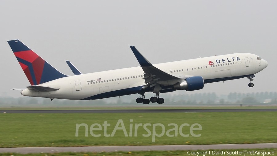 Delta Air Lines Boeing 767-332(ER) (N187DN) | Photo 216356