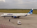 JetBlue Airways Embraer ERJ-190AR (ERJ-190-100IGW) (N187JB) at  Santo Domingo - Las Americas-JFPG International, Dominican Republic