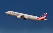 American Airlines Airbus A321-211 (N187US) at  Los Angeles - International, United States