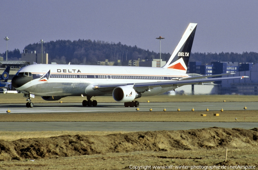 Delta Air Lines Boeing 767-332(ER) (N188DN) | Photo 469978