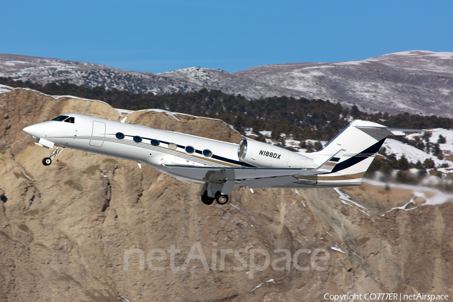 (Private) Gulfstream G-IV-X (G450) (N188DX) | Photo 38323