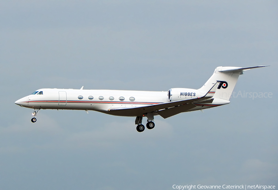 (Private) Gulfstream G-V (N188ES) | Photo 335873