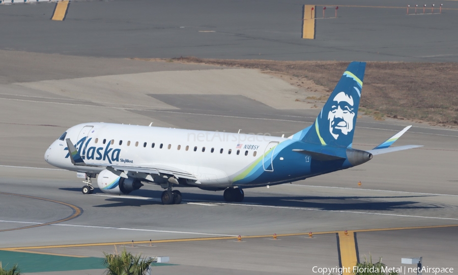 Alaska Airlines (Skywest) Embraer ERJ-175LR (ERJ-170-200LR) (N188SY) | Photo 660451