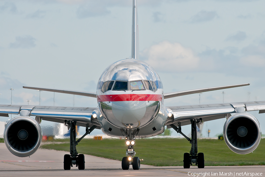 American Airlines Boeing 757-223 (N189AN) | Photo 28002