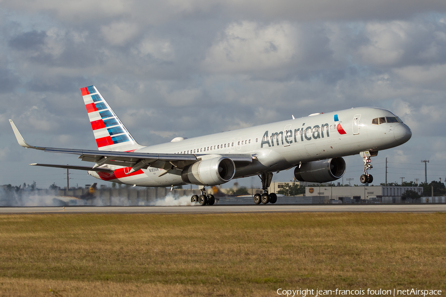 American Airlines Boeing 757-223 (N189AN) | Photo 420799