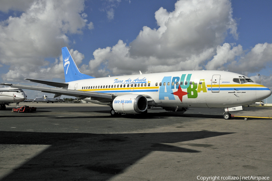 Tiara Air Aruba Boeing 737-322 (N189AQ) | Photo 109023