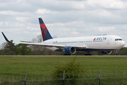 Delta Air Lines Boeing 767-332(ER) (N189DN) at  Manchester - International (Ringway), United Kingdom